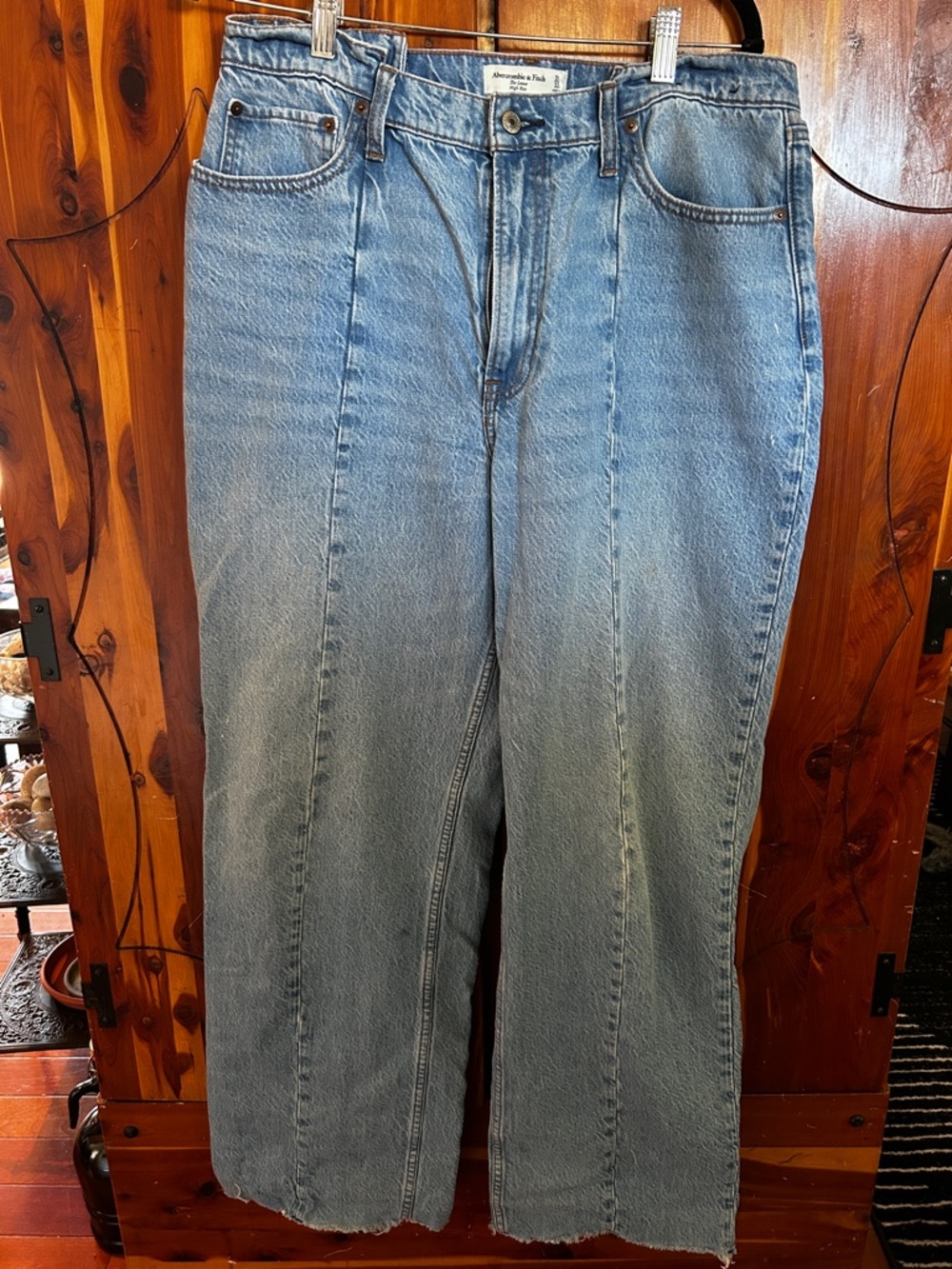 Abercrombie & Fitch CURVE LOVE High-Rise Loose Jeans - Blue